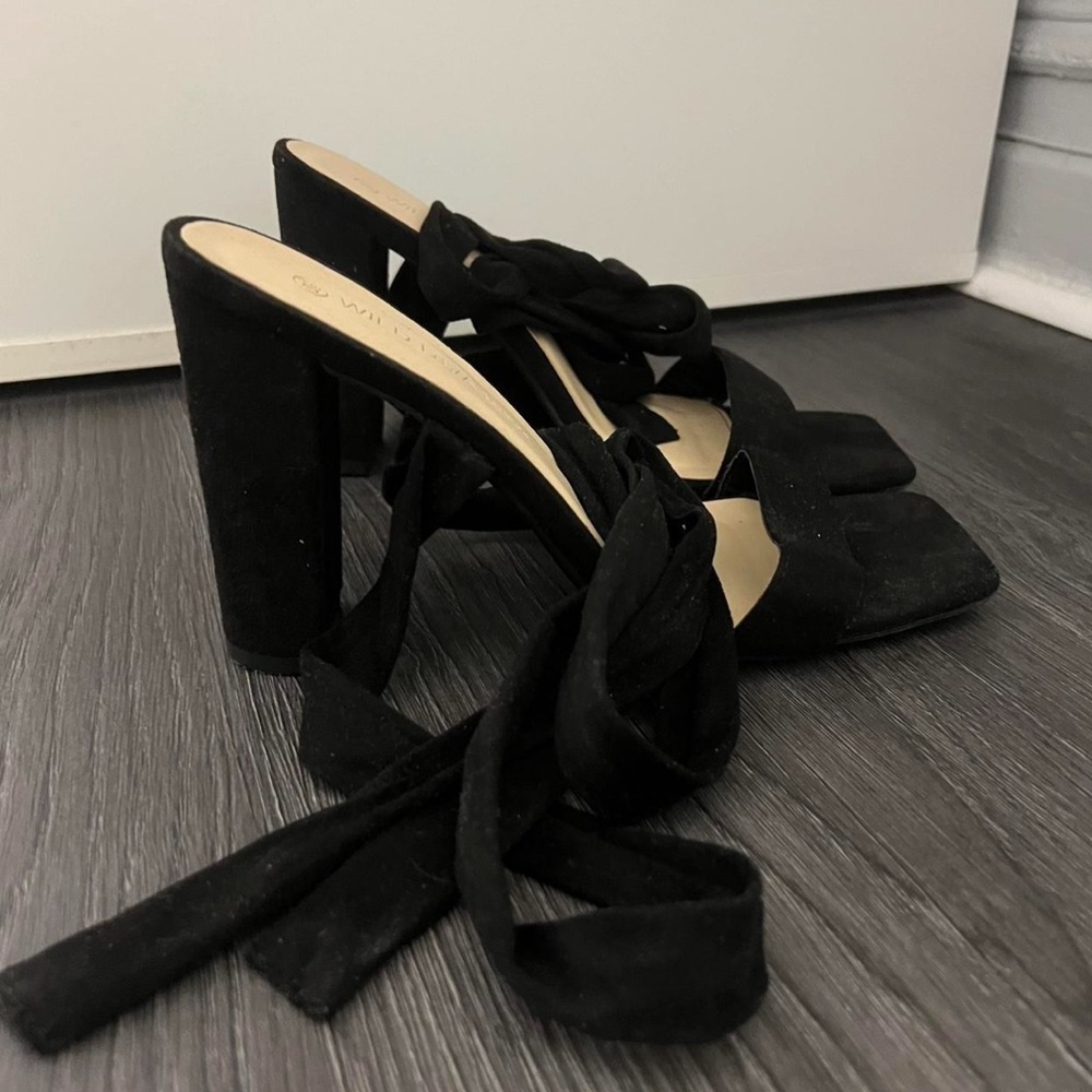Black Tie up Heels